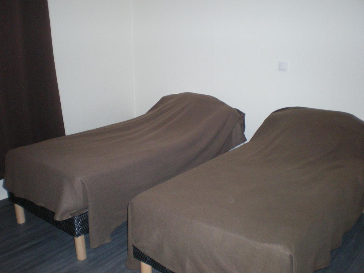 Hotel Dg Méry-sur-Oise Extérieur photo
